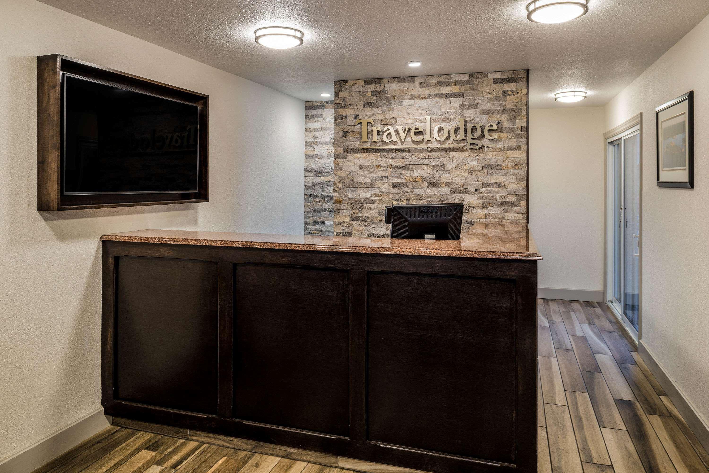 Travelodge By Wyndham Gananoque Zewnętrze zdjęcie