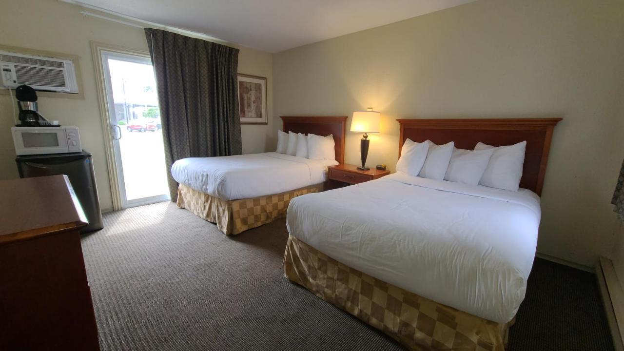 Travelodge By Wyndham Gananoque Zewnętrze zdjęcie